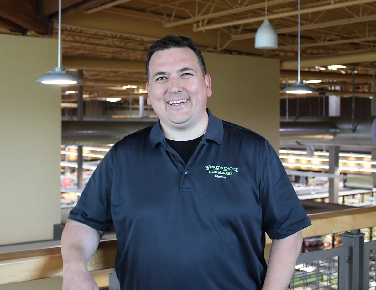 Cedar Mill Store Manager Steven